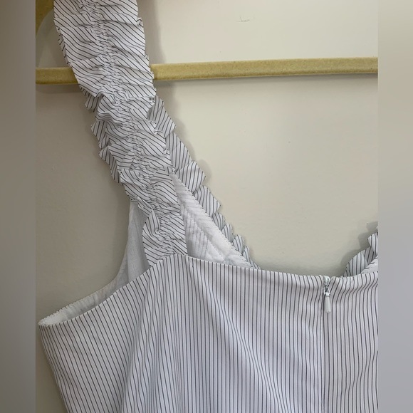 Size 14 Banana Republic Stripe Ruffle Neck Straps Pinstripe NWT! 100% Cotton - Picture 7 of 7